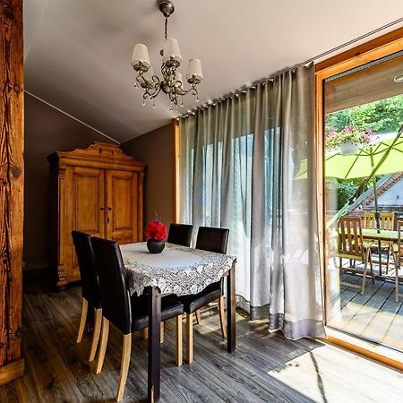 Holiday Apartment With Terrace Лиепая Экстерьер фото