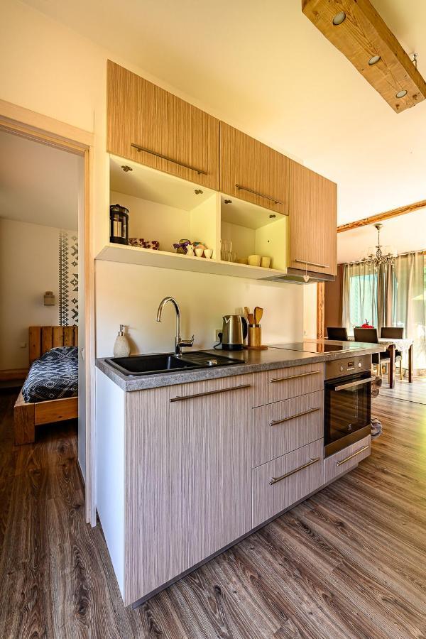 Holiday Apartment With Terrace Лиепая Экстерьер фото