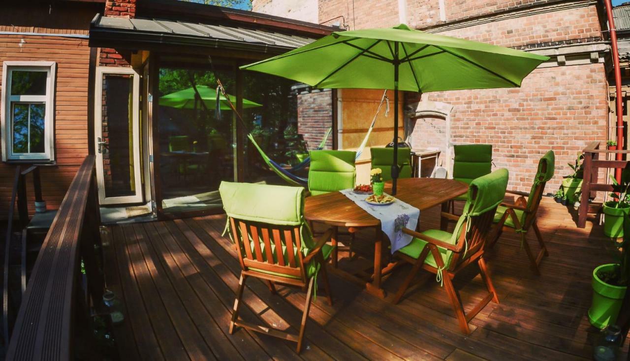 Holiday Apartment With Terrace Лиепая Экстерьер фото